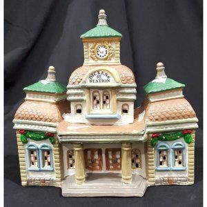DICKENS ST STATION Train Depot Ticket Booth Clock Tower Christmas Village bldg